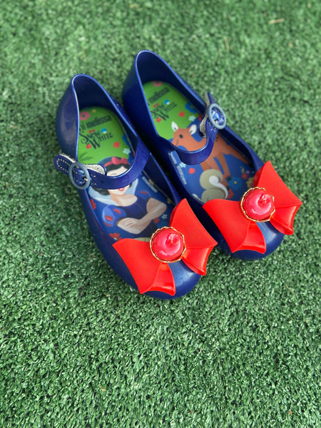 Snow White Ultragirl Mini Melissa