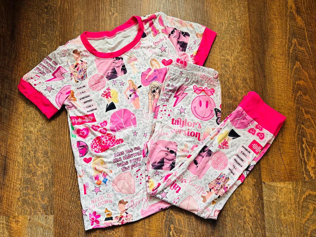 Pink Swift Lounge -