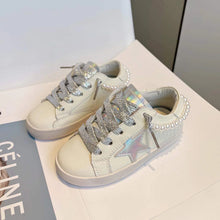 Load image into Gallery viewer, White with Pearls Star Sneakers